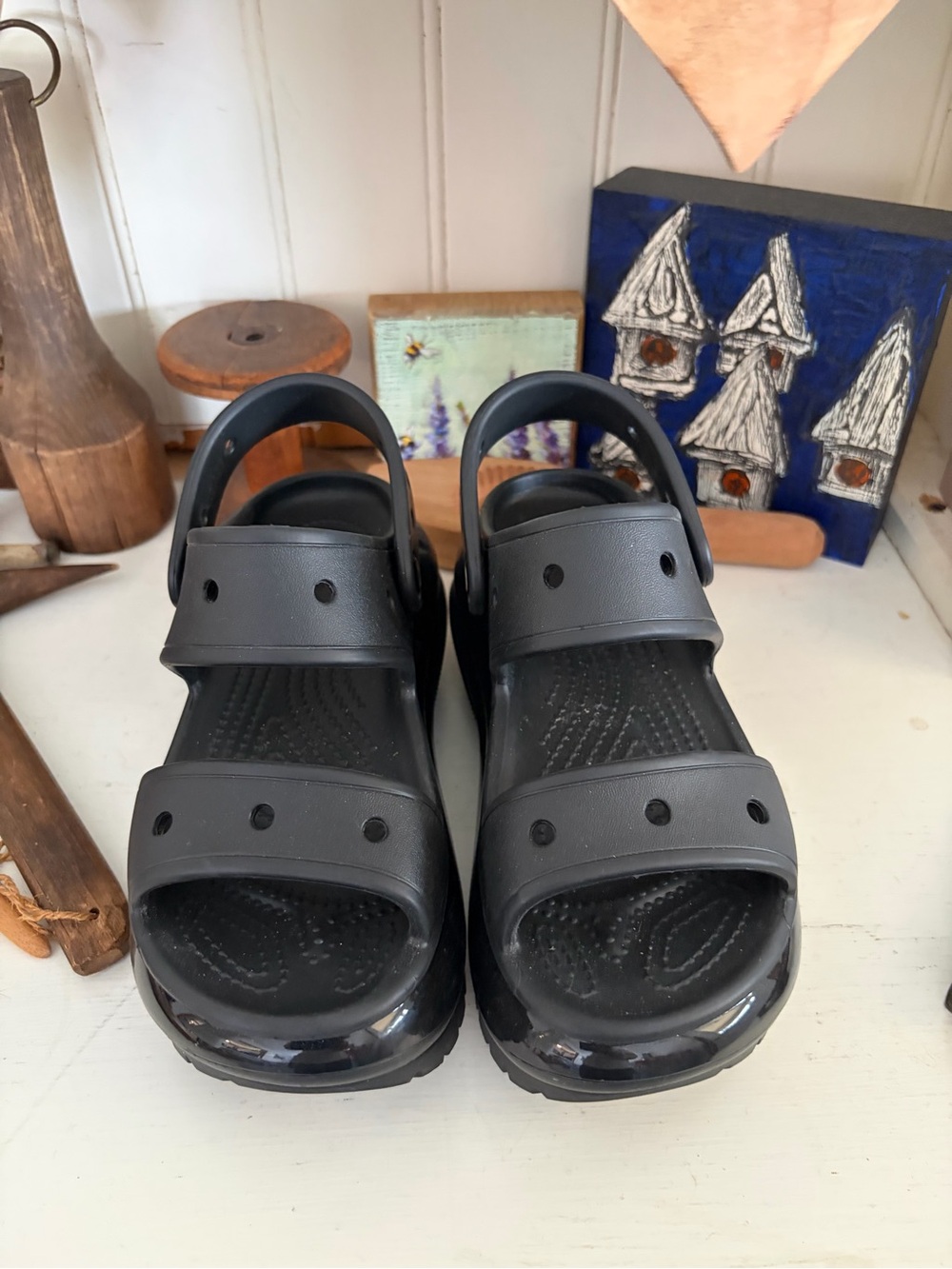 Crocs- Mega Crush Platform Women’s Black Sandals NWOT
